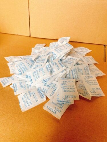 hạt chống ẩm 1g,2g,5g,50g...